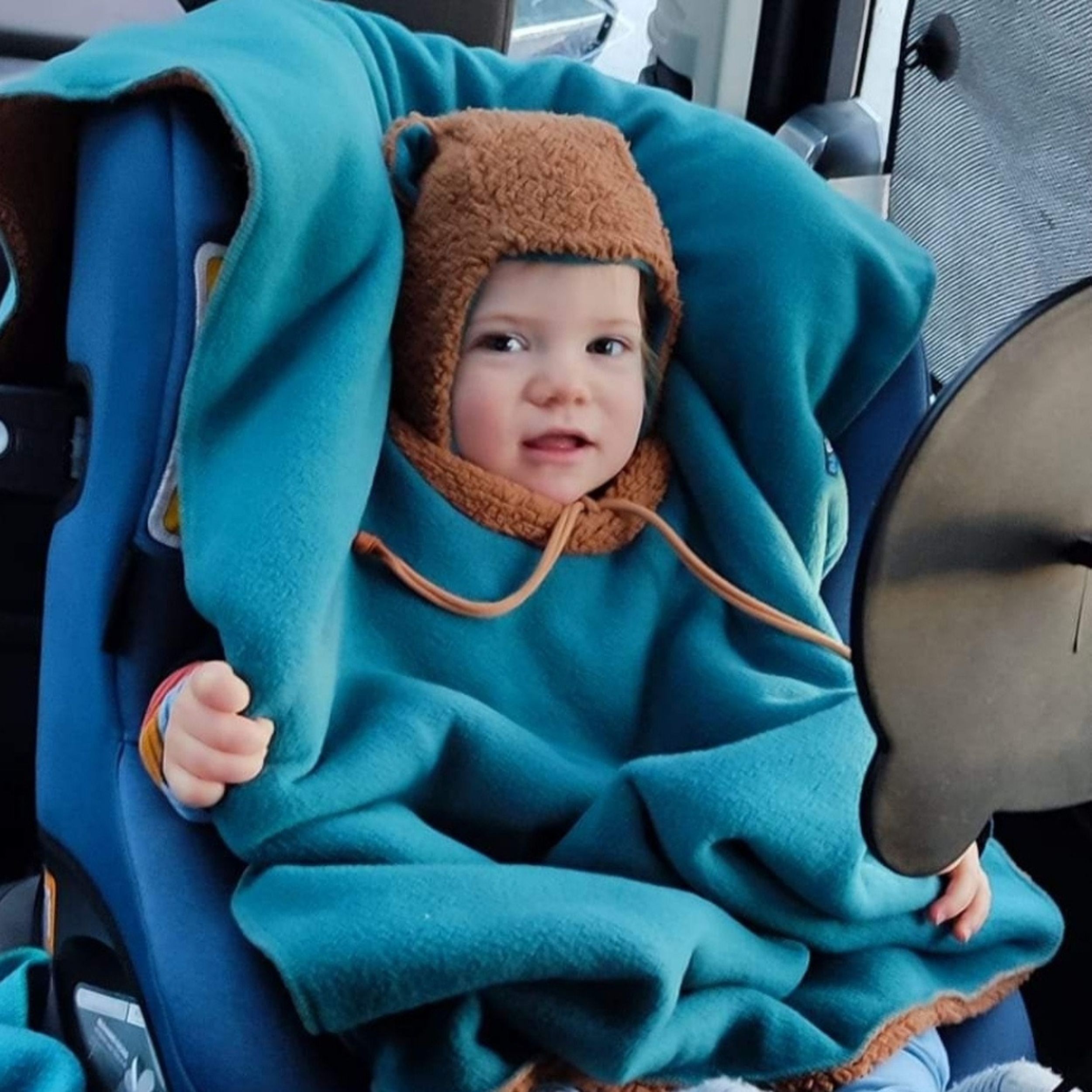 Poncho de siège auto nounours