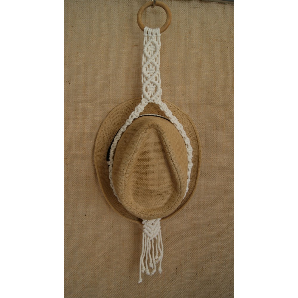 Porte chapeau en macramé