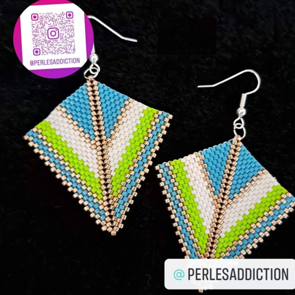 boucles d'oreilles triangle bleu verre or