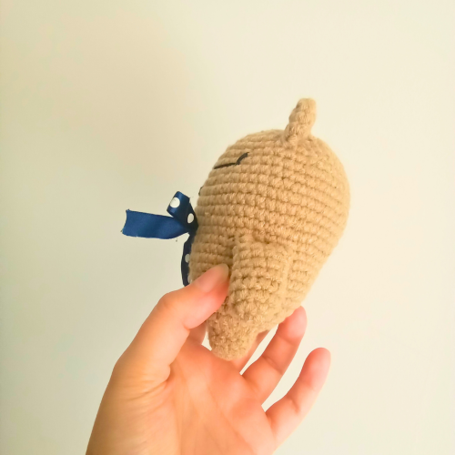 Mimi, la petite ourse en crochet 