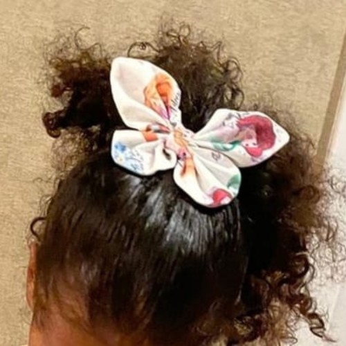 Noeud papillon cheveux