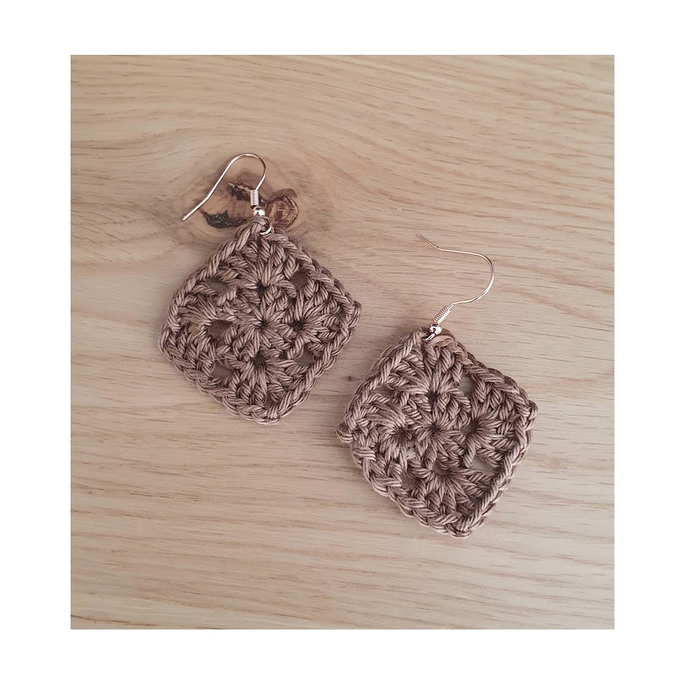 Boucles d'oreilles au crochet 