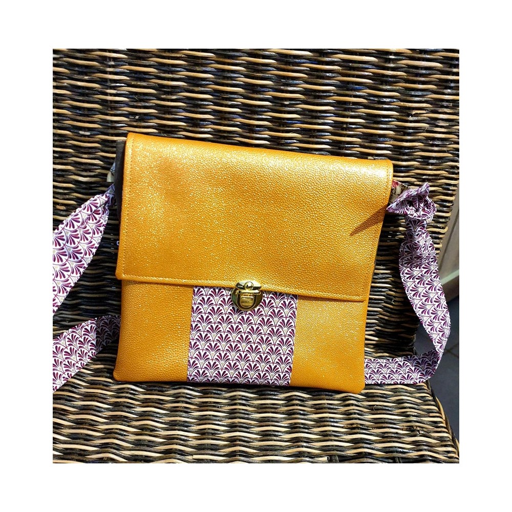 Pochette sac à main / pochette originale avec bandoulière / petit sac à main