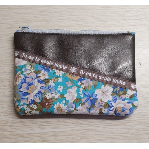 Petite pochette zippée 