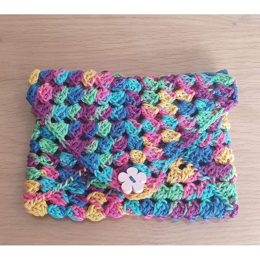 Petite pochette crochetée 