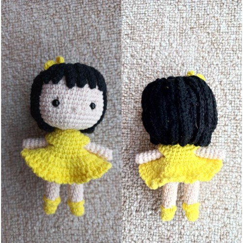 Petite poupée de 12cm faite à la main au crochet