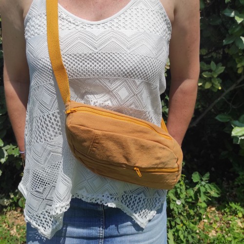 Sac banane réinventé, design unique, éco-conception