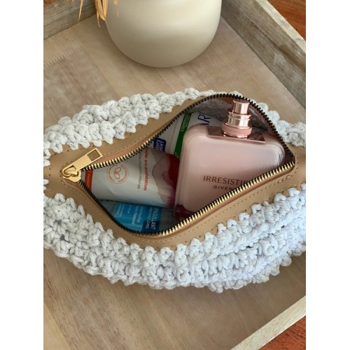 Trousse en crochet