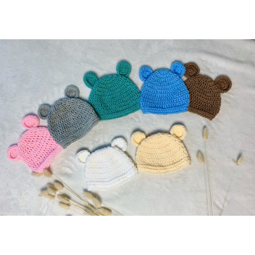 Bonnet bébé avec oreilles rondes